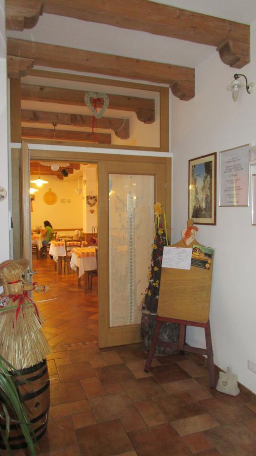 阿尔城堡酒店 Artegna 外观 照片